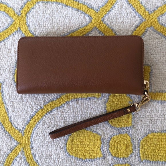 🤎NWT Michael Kors Jet Set Leather Wallet🤎 - Picture 4 of 10